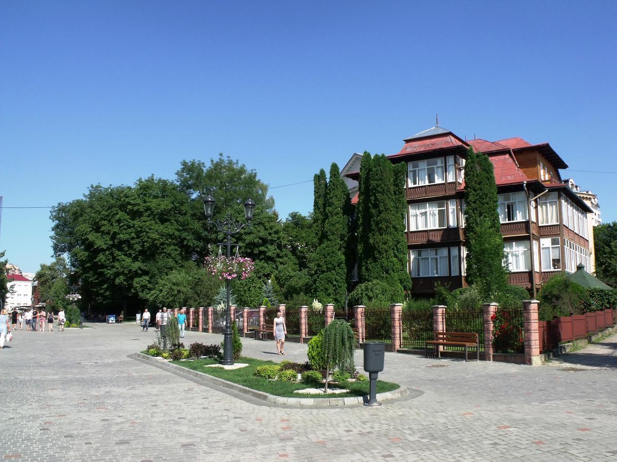Hotel Сонячна Truskavec Exteriér fotografie